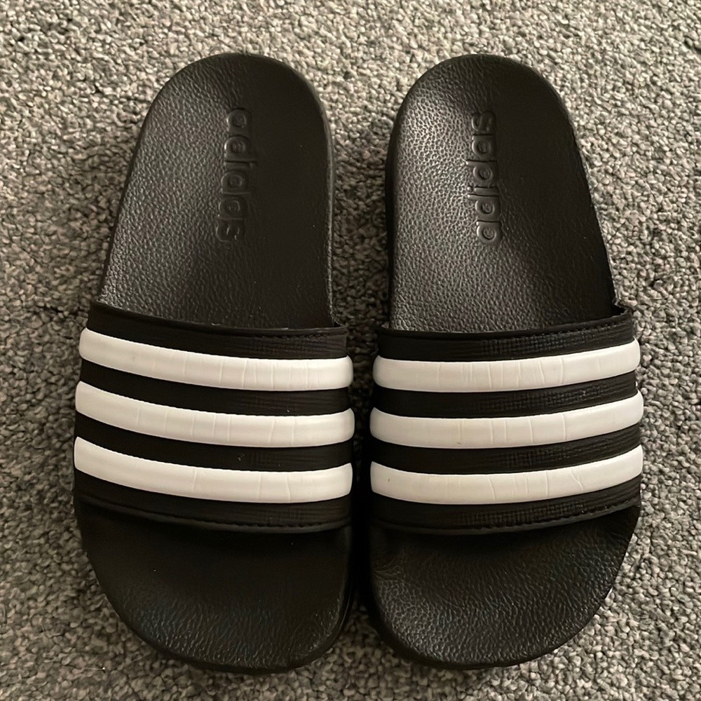 Adidas Adilette Slides